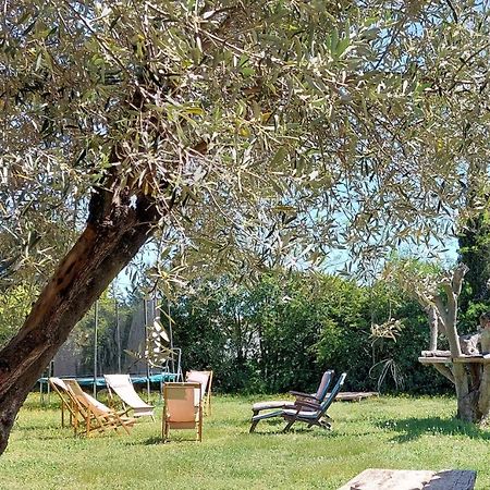 L'Esperluette En Camargue Bed & Breakfast Uchaud Eksteriør bilde