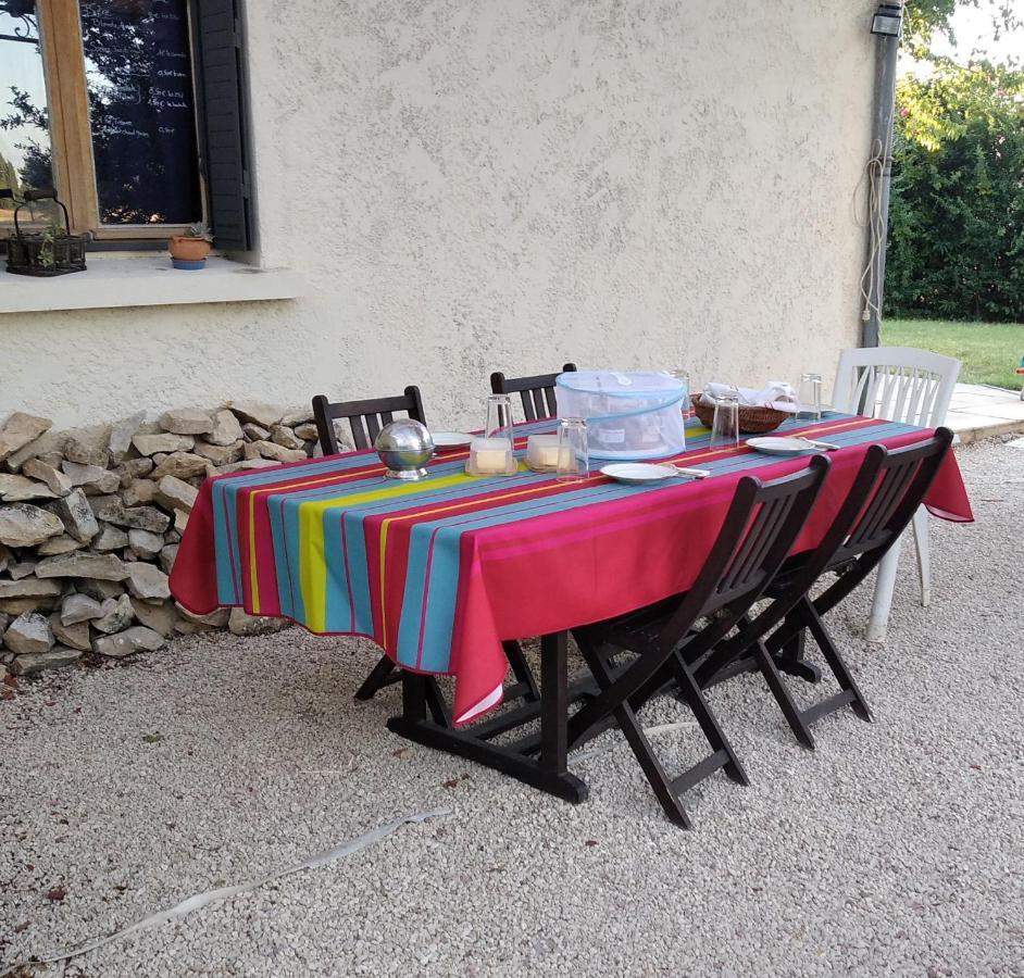 L'Esperluette En Camargue Bed & Breakfast Uchaud Eksteriør bilde